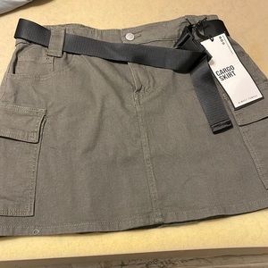 Francesca’s cargo skirt